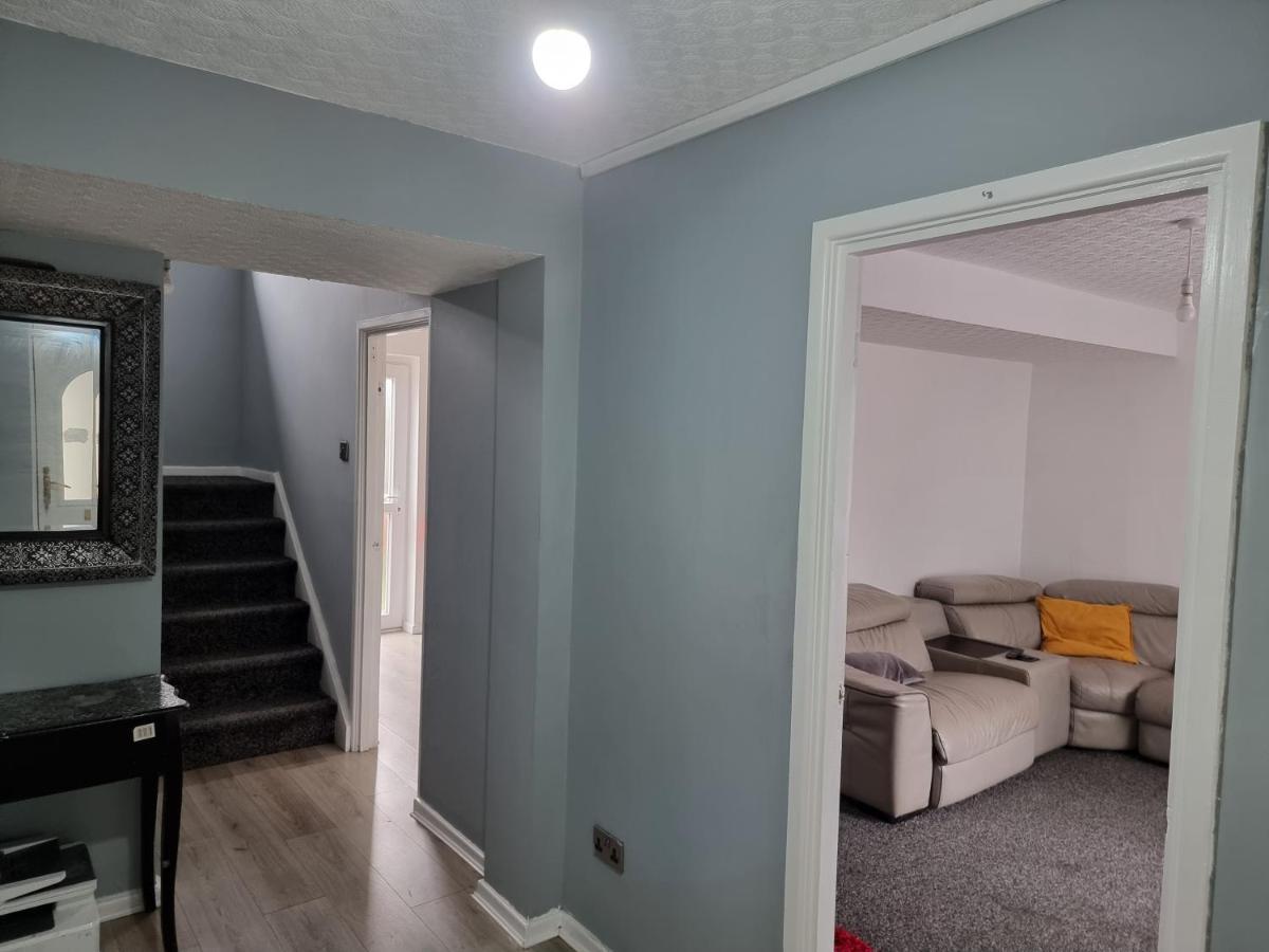 Spacious House In Central Manchester Extérieur photo