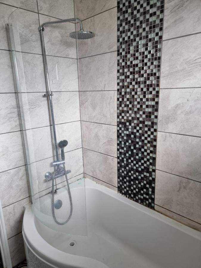 Spacious House In Central Manchester Extérieur photo